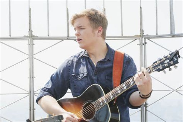 Caleb Lee Hutchinson