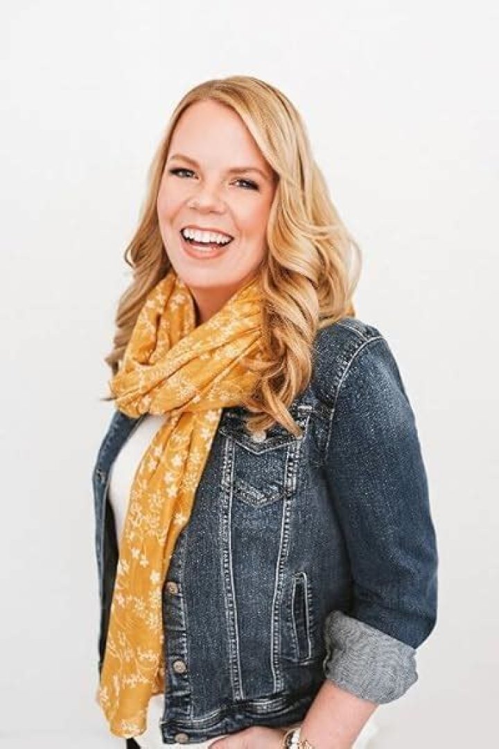 Cassandra Aarssen