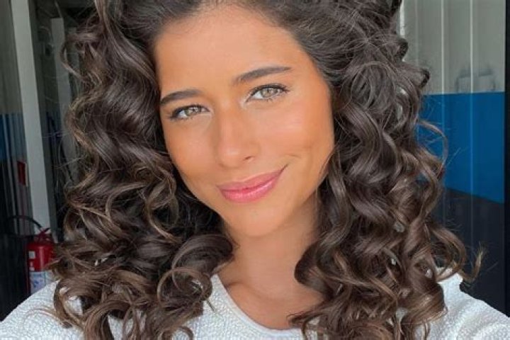Isadora Cruz