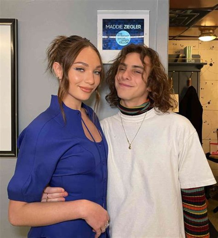 Maddie Ziegler | Boyfriend And Relationship