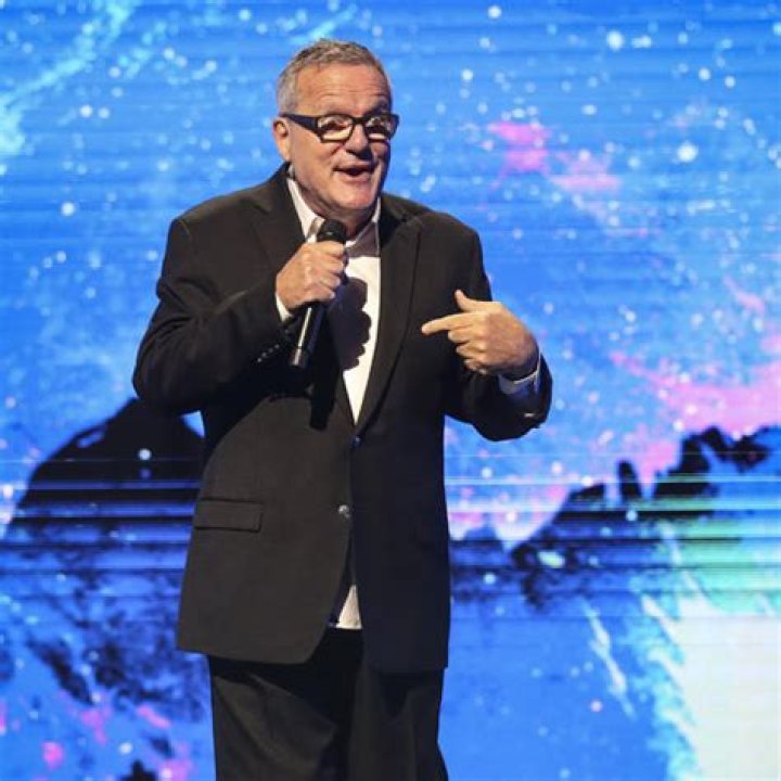 Mark Lowry