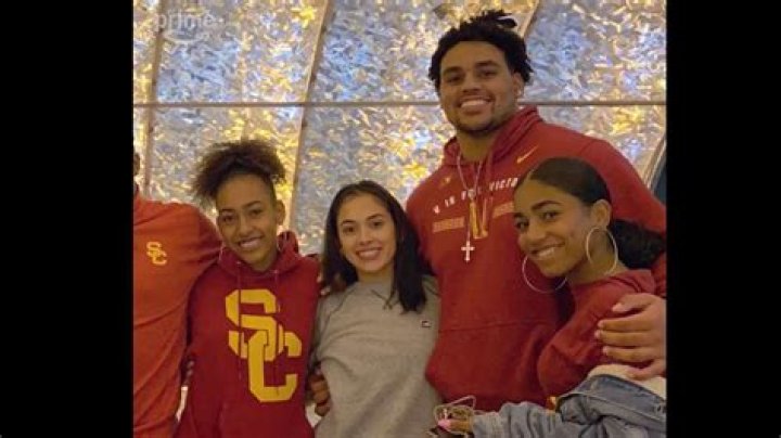 Montana Tucker | Sister Shayna And Parents
